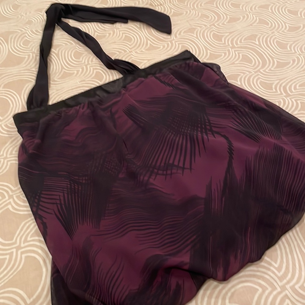 Vanity top, strapless halter maroon/black palm print, elastic at top/ bottom, L